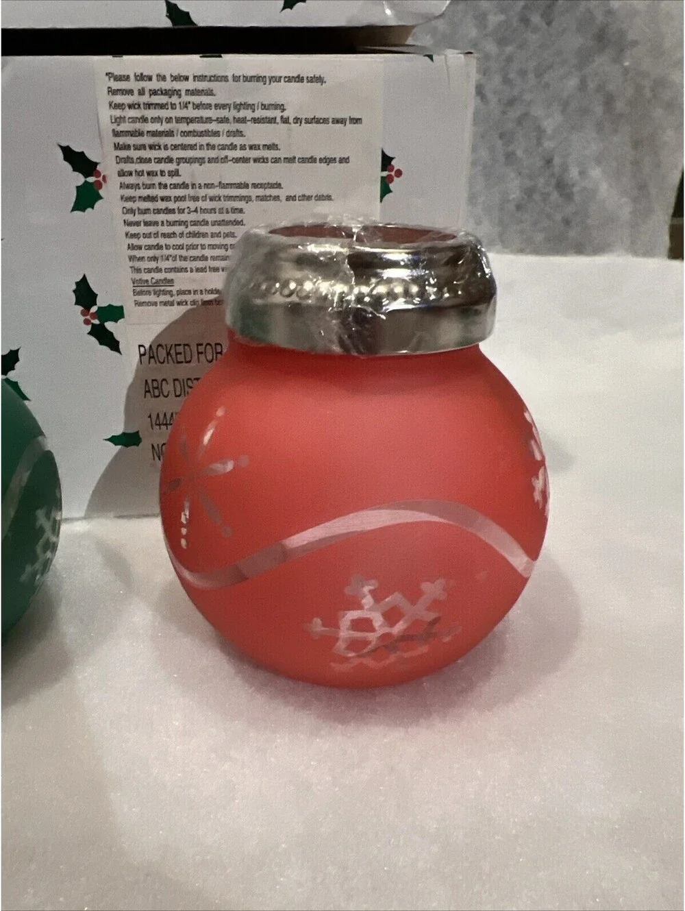 3 Holiday Glass Bulb Tea Light Candle Holders Snowflake Design NIB Box Has Wear